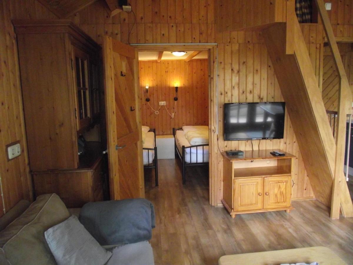 Vakantiehuisjes Landgoed Sonneborghe Kollumerzwaag المظهر الخارجي الصورة