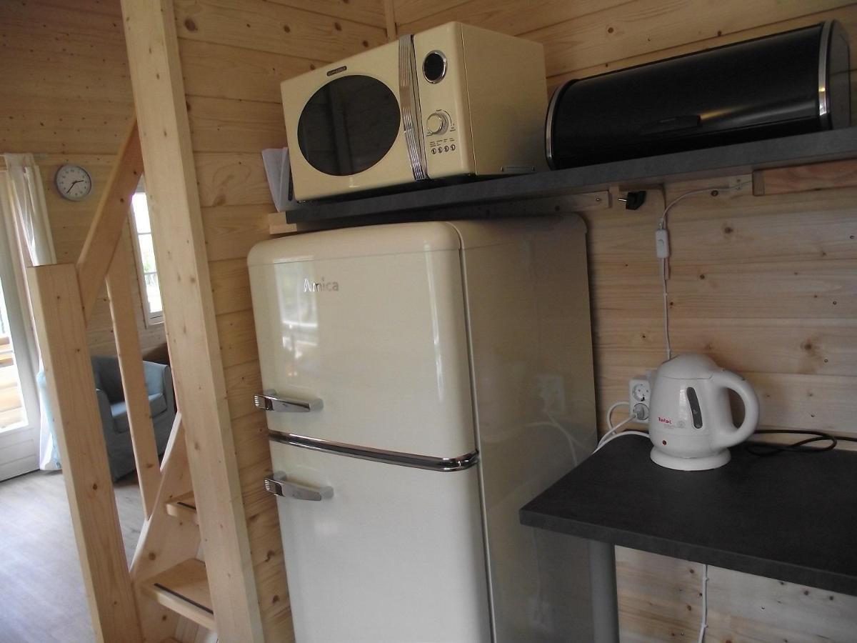 Vakantiehuisjes Landgoed Sonneborghe Kollumerzwaag المظهر الخارجي الصورة
